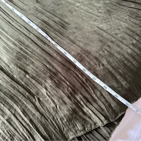 [SOLD] Revolve Vince Crushed Drape Pleated Satin Skirt in Mineral Pine Small - Picture 5 of 16